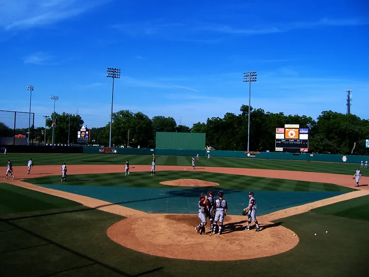 Стадион «Allie P. Reynolds Stadium»