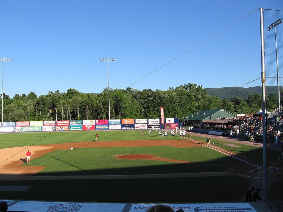 Стадион «Dutchess Stadium»