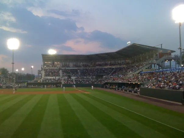 Стадион «FNB Field»