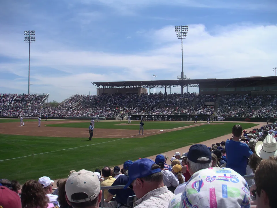 Стадион «Hohokam Stadium»