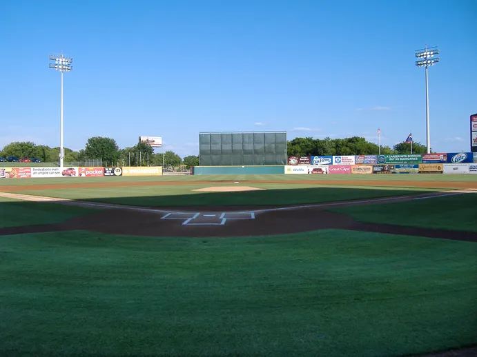 Стадион «Nelson W Wolff Municipal Stadium»