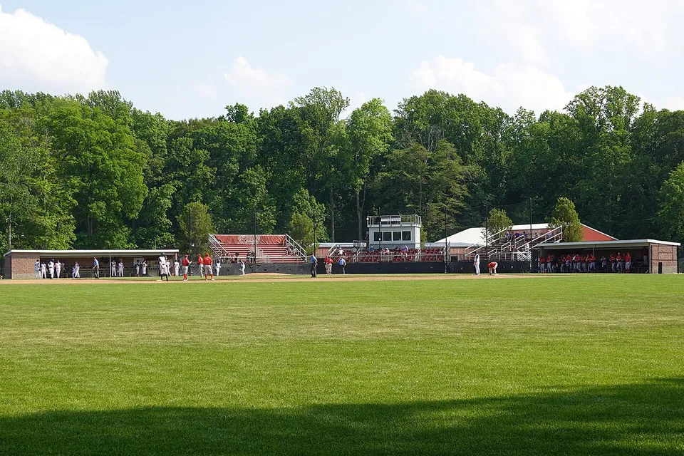 Стадион «Sonny Pittaro Field»