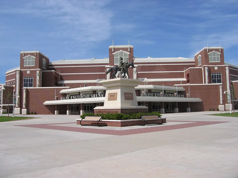Арена «Betty Engelstad Sioux Center»