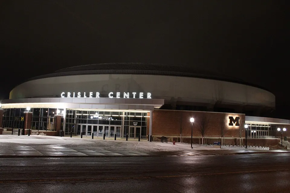 Арена «Crisler Center»