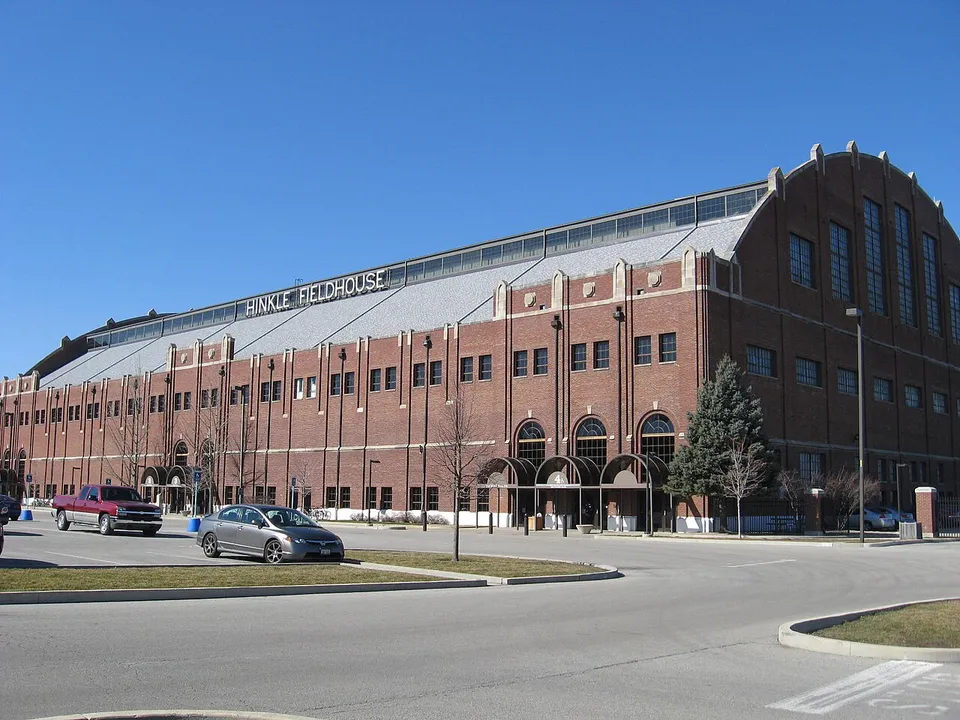 Арена «Hinkle Fieldhouse»