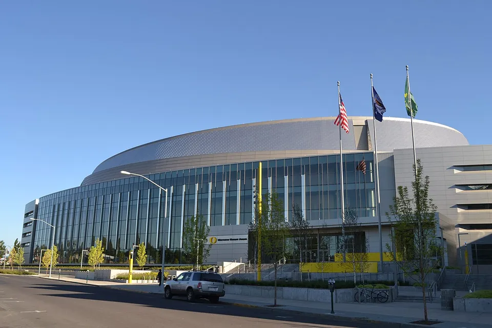 Арена «Matthew Knight Arena»