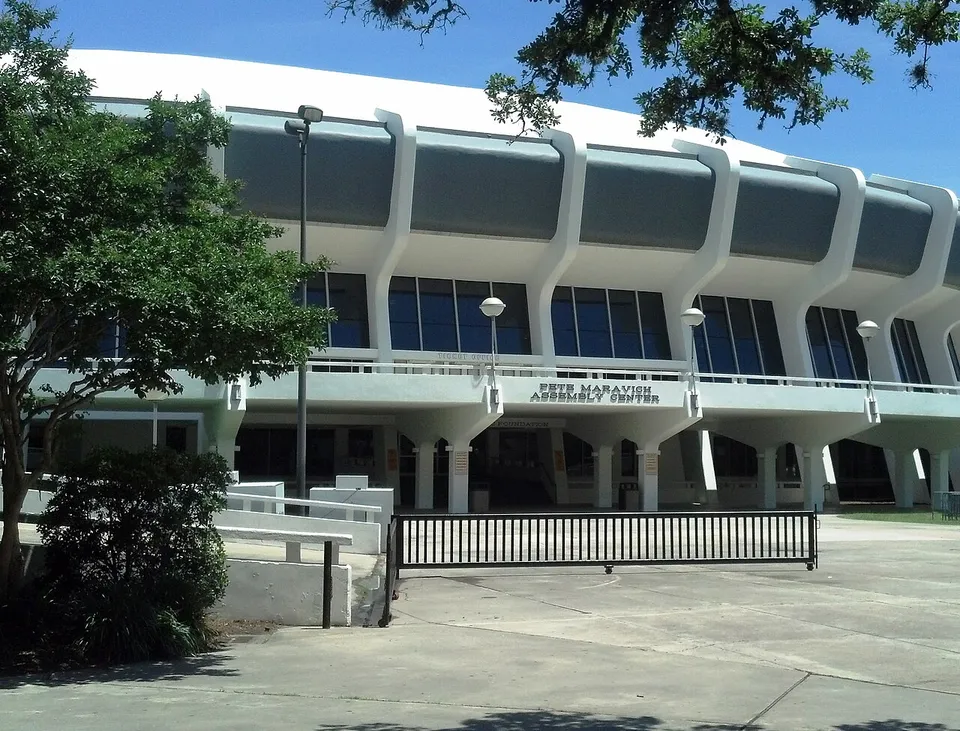 Арена «Pete Maravich Assembly Center»