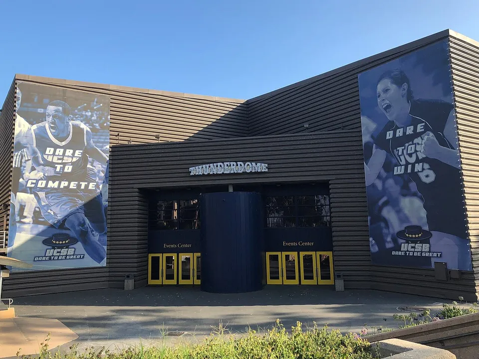 Арена «Thunderdome-UC Santa Barbara Events Center»