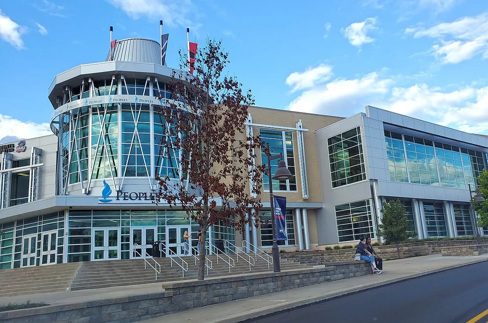Арена «UPMC Events Center»