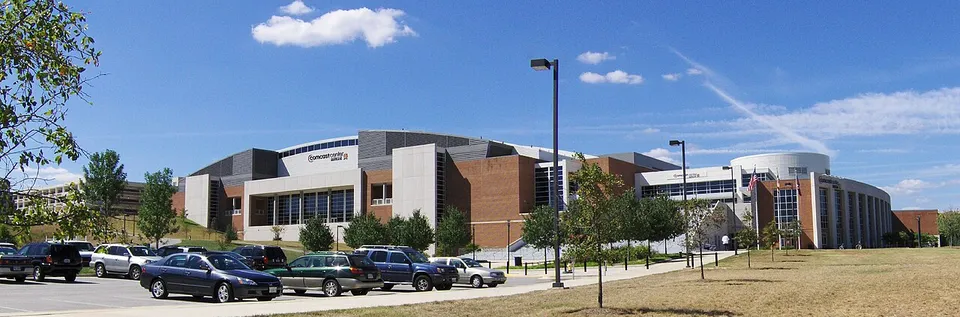 Арена «Xfinity Center»