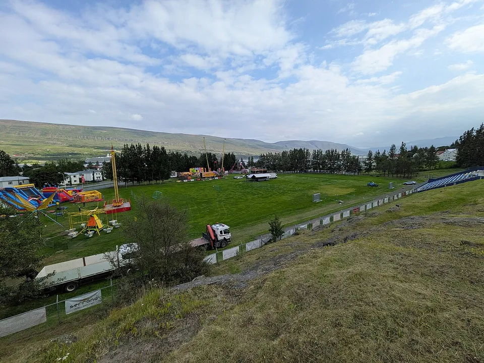 Стадион «Akureyrarvöllur»