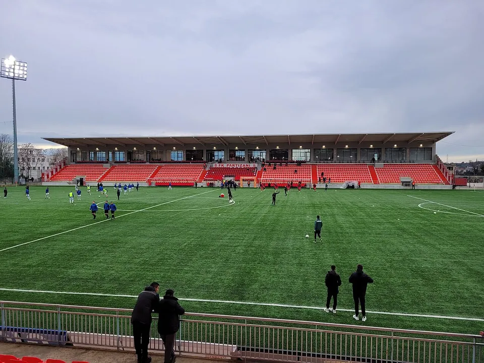 Стадион «Arena e Demave»
