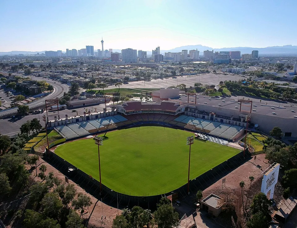 Стадион «Cashman Field»