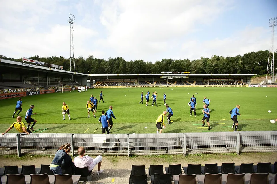 Стадион «Covebo Stadion - De Koel»