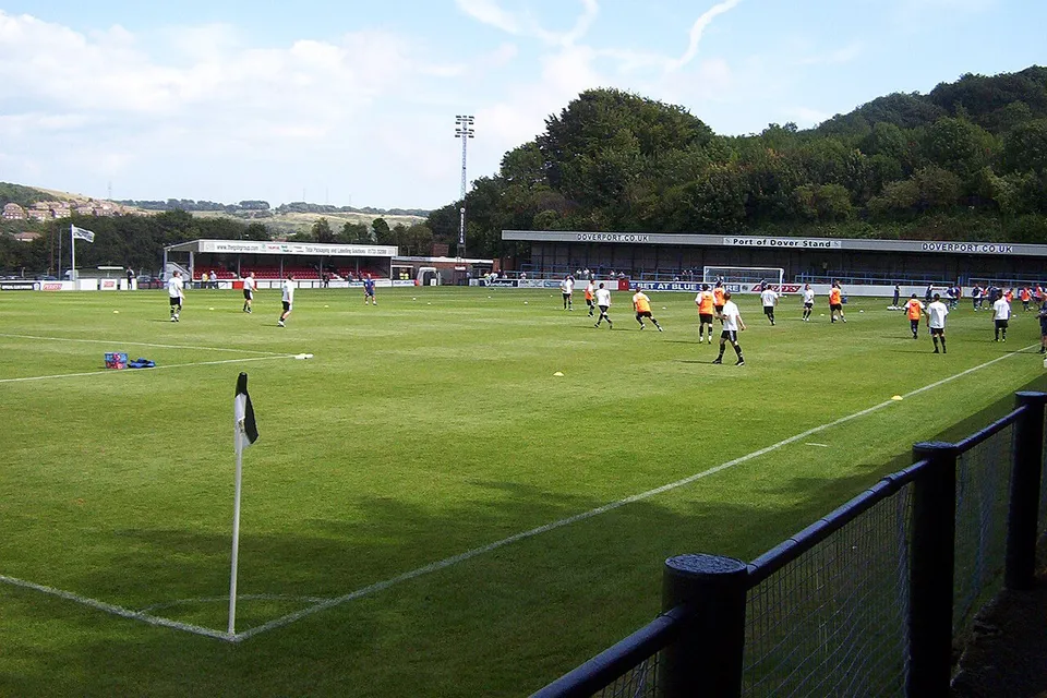 Стадион «Crabble Athletic Ground»