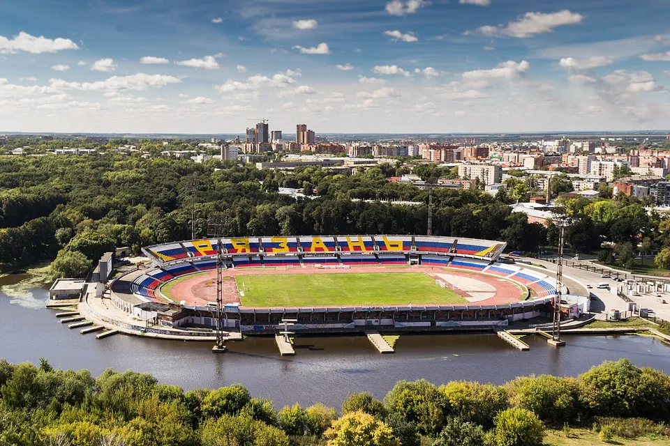 Стадион «Центральный спортивный комплекс»