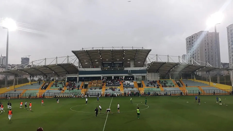 Стадион «Esenyurt Necmi Kadioglu Stadium»