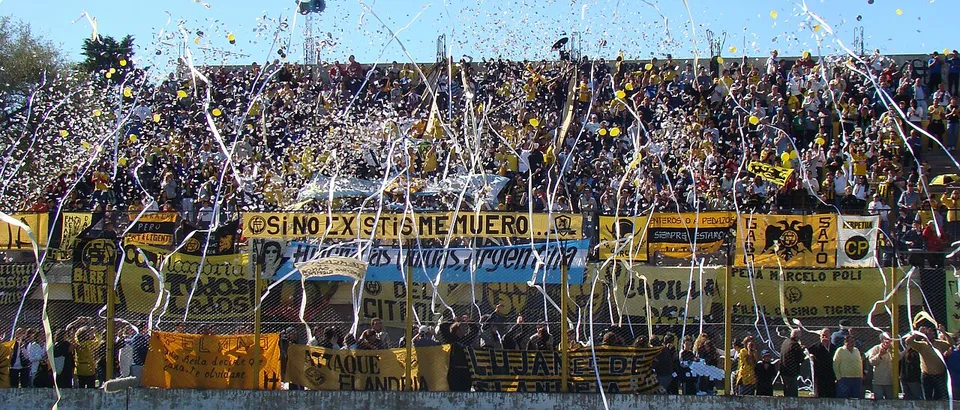 Стадион «Estadio Carlos V»