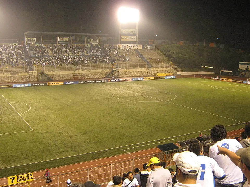Стадион «Estadio Cementos Progreso»