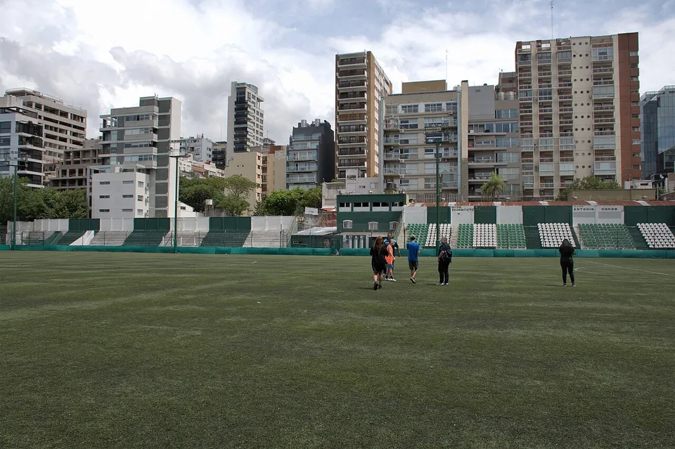 Стадион «Estadio Coliseo del Bajo Belgrano»