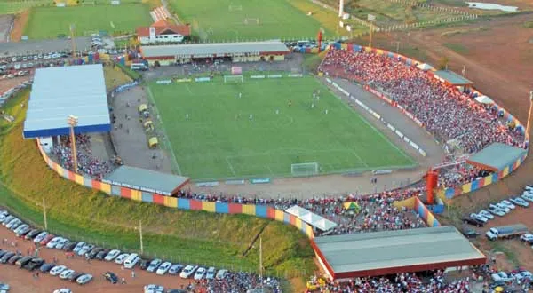 Стадион «Estadio Engenheiro Luthero Lopes»