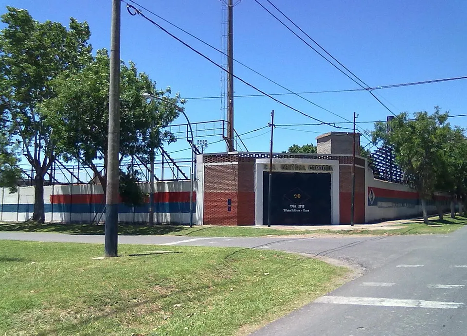 Стадион «Estadio Gabino Sosa»
