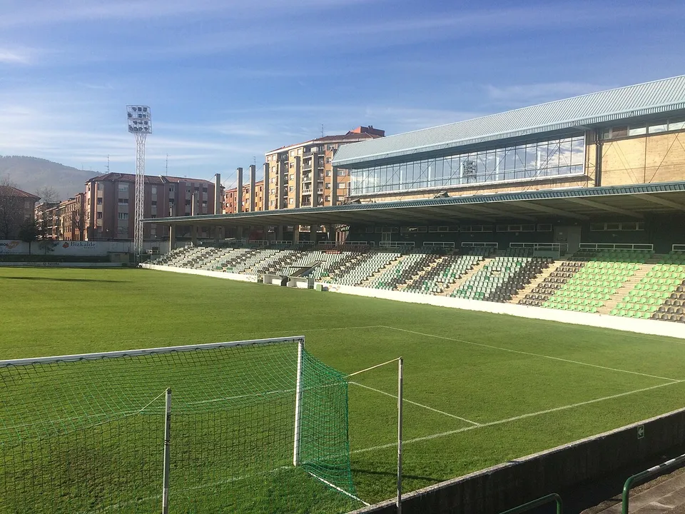 Стадион «Estadio Las Llanas»