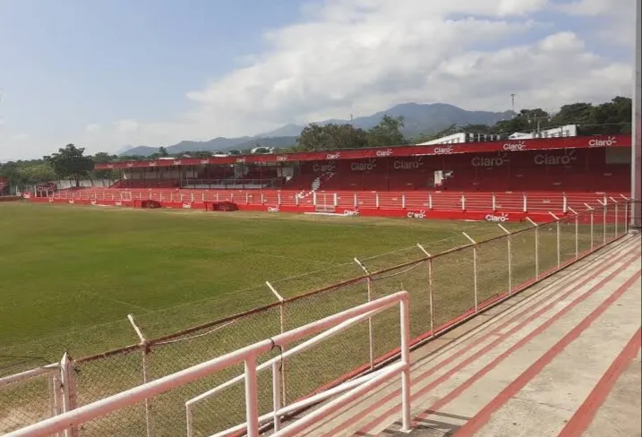 Стадион «Estadio Las Victorias»