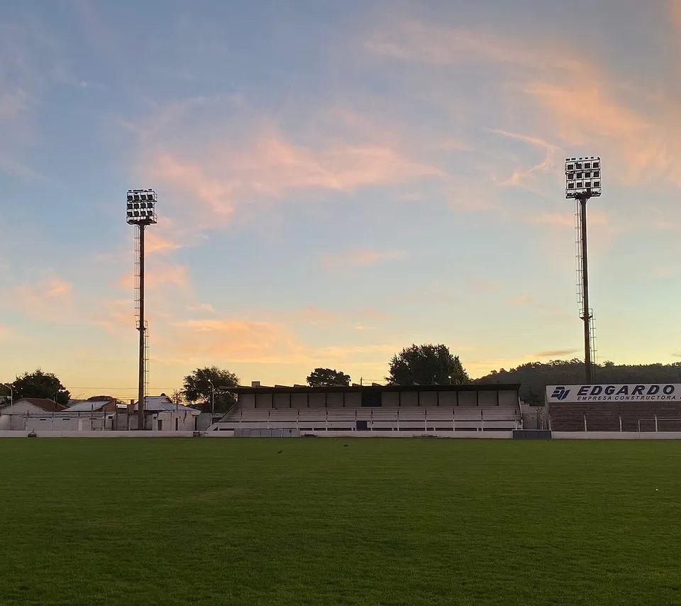Стадион «Estadio Municipal General San Martín»