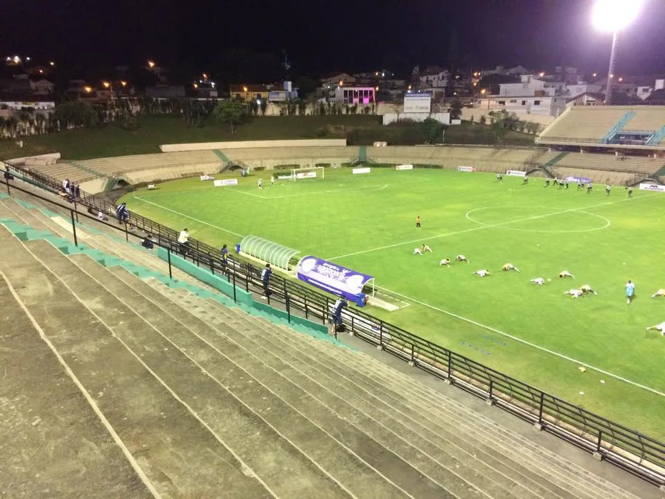 Стадион «Estadio Municipal Walter Ribeiro»