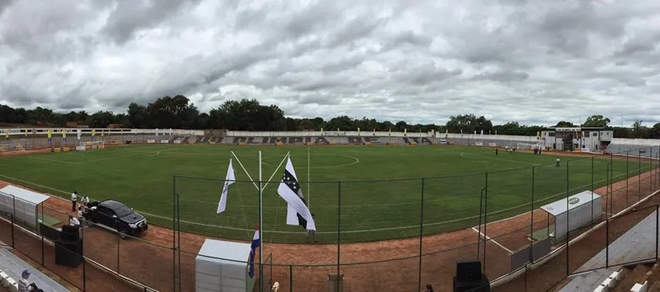 Стадион «Estadio Presbitero Manuel Gamarra»