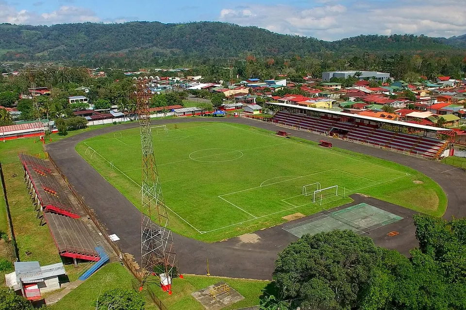 Стадион «Estadio Rafael Angel Camacho»