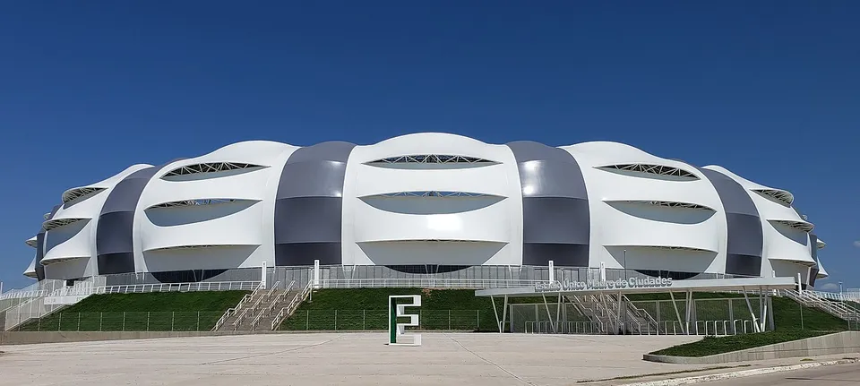 Стадион «Estadio Unico Madre De Ciudades»