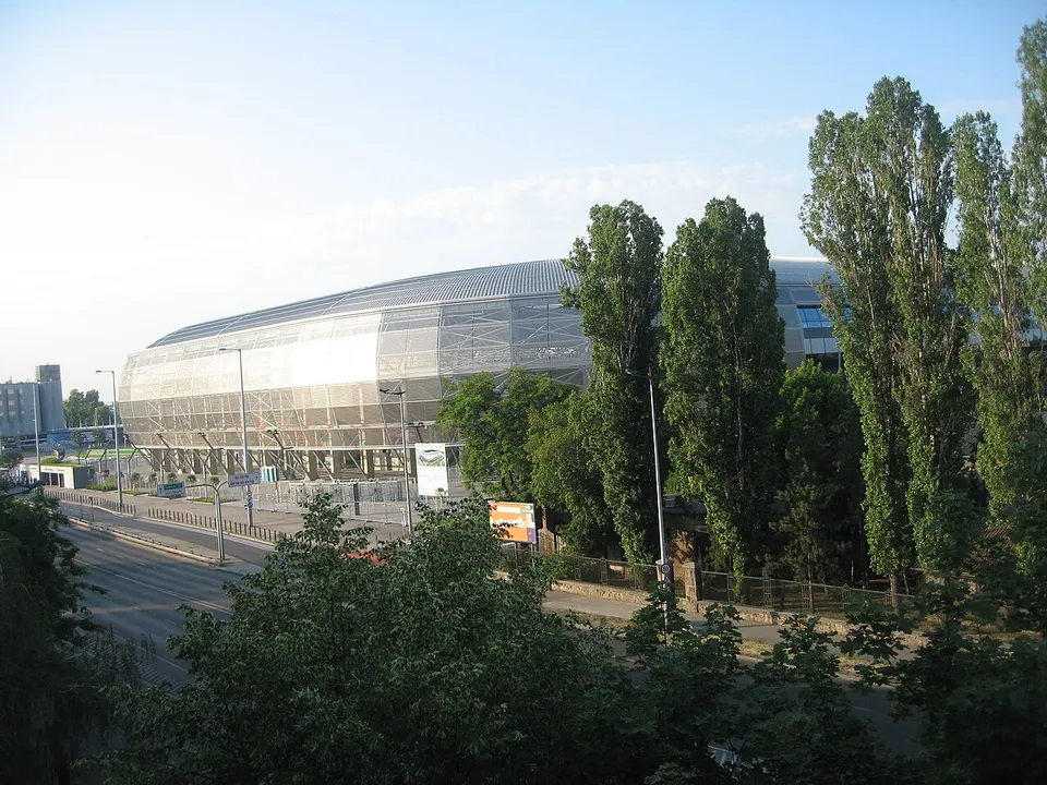 Стадион «Гроупама Арена»