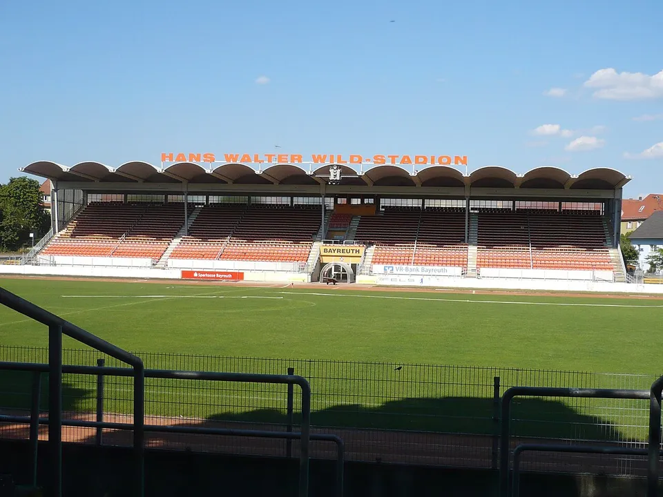 Стадион «Hans-Walter-Wild-Stadion»