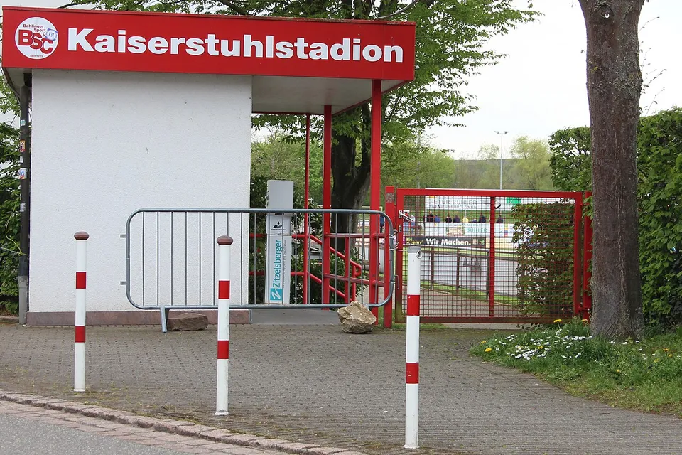Стадион «Kaiserstuhlstadion»