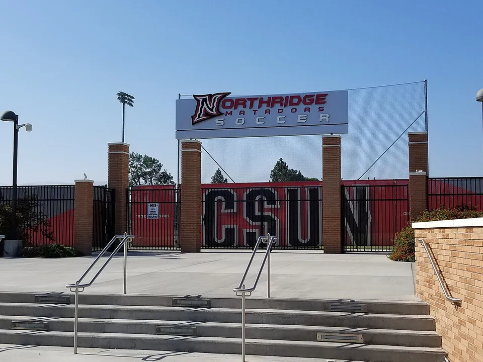 Стадион «Matador Soccer Field»