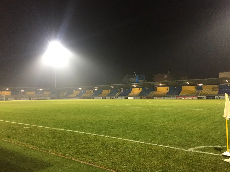 Стадион «Mezokovesdi Varosi Stadion»