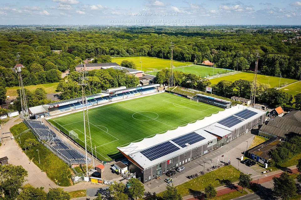 Стадион «Rabobank IJmond Stadion»