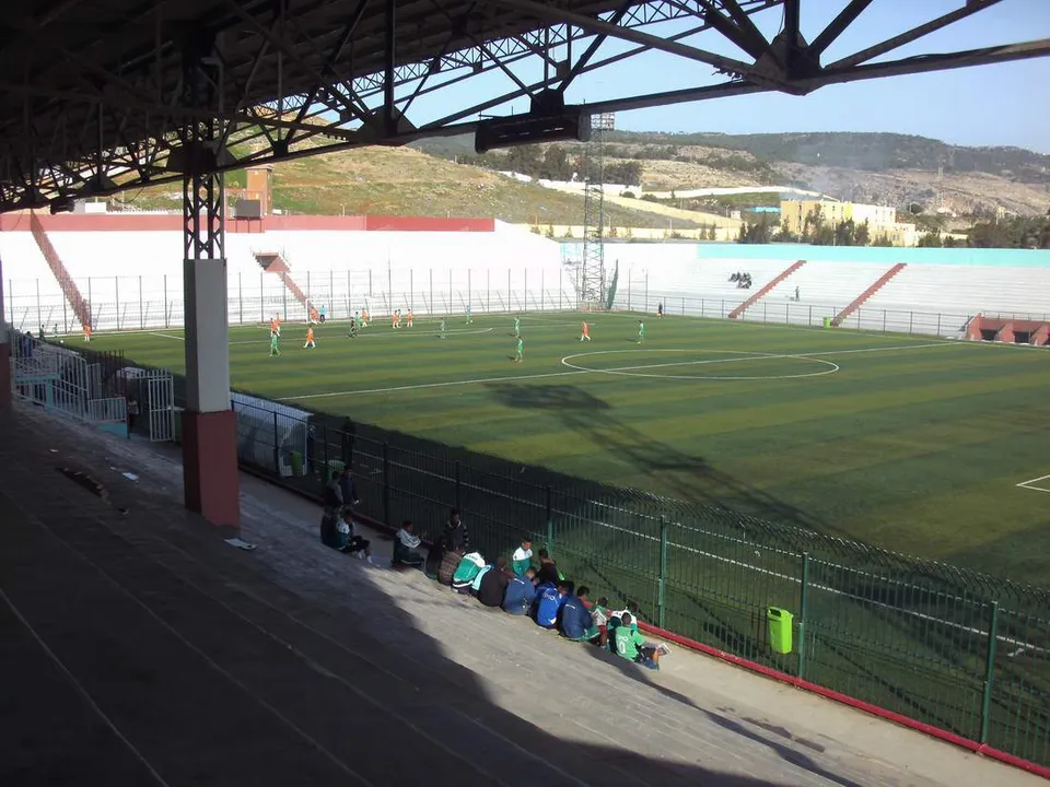 Стадион «Stade Habib Bouakeul»