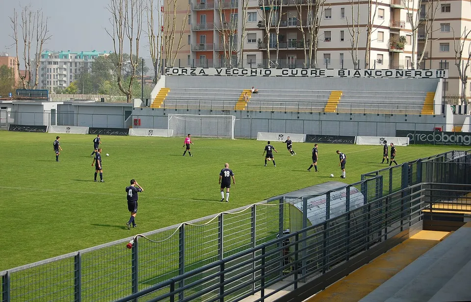 Стадион «Stadio Dossenina»