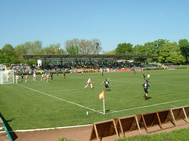 Стадион «Stadion am Brentanobad»