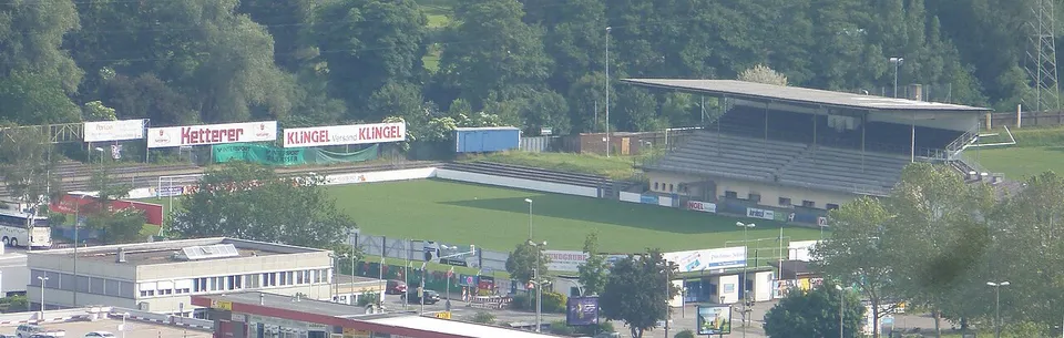 Стадион «Stadion im Brötzinger Tal»