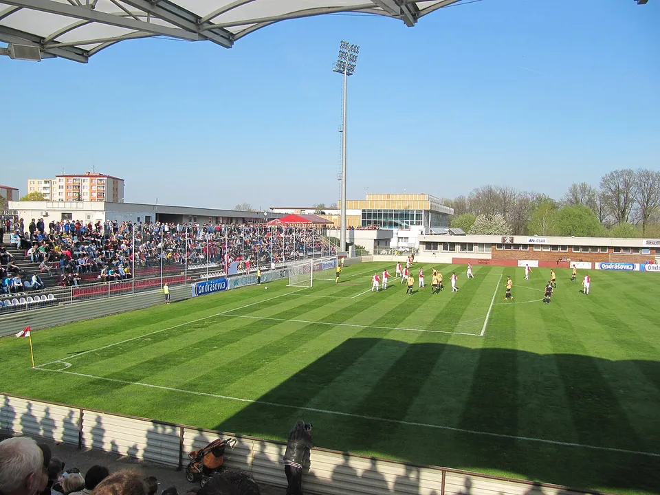 Стадион «Stadion SK Hanacka Slavia Kromeriz»