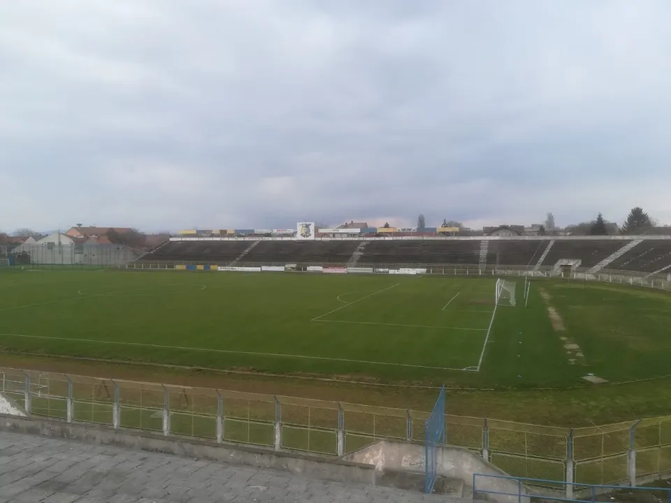 Стадион «Stadionul Olimpia»