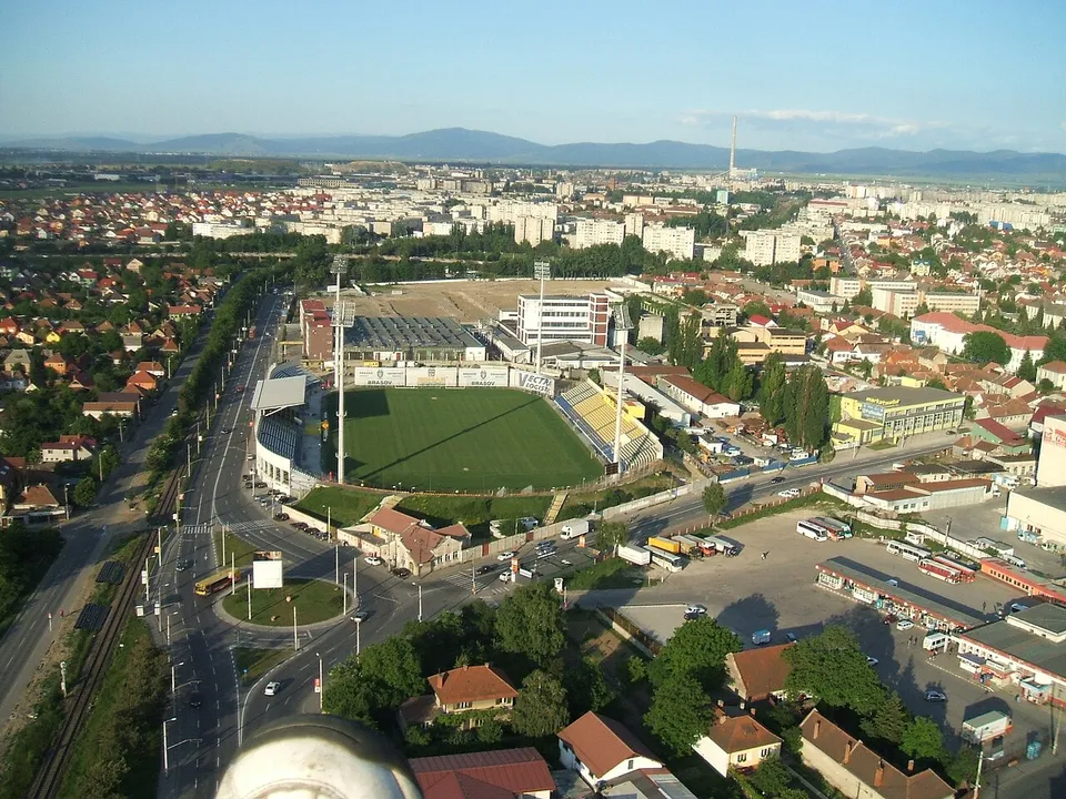 Стадион «Stadionul Tineretului»