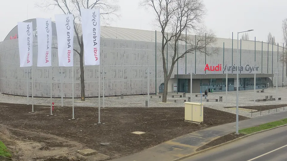 Арена «Audi Arena»