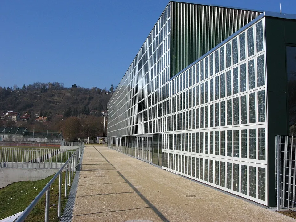Арена «Paul Horn-Arena»