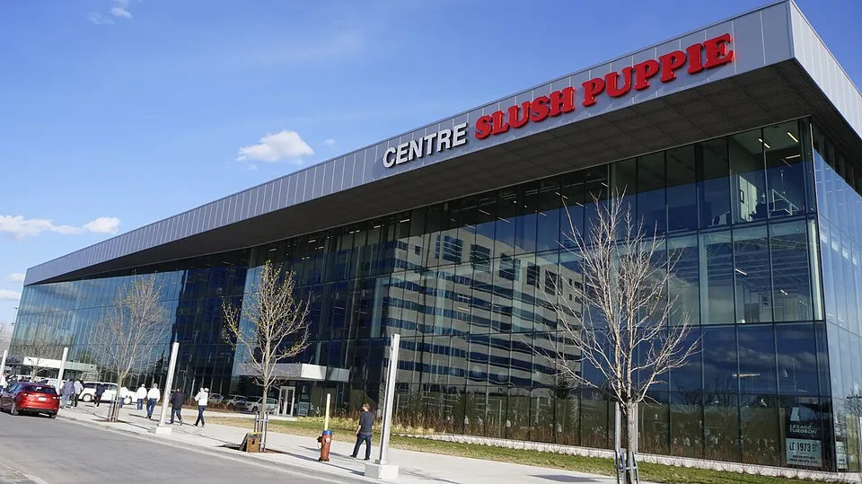 Ледовая арена «Robert Guertin Arena»