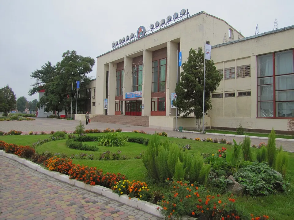 Ледовая арена «Локомотив (дворец спорта, Харьков)»